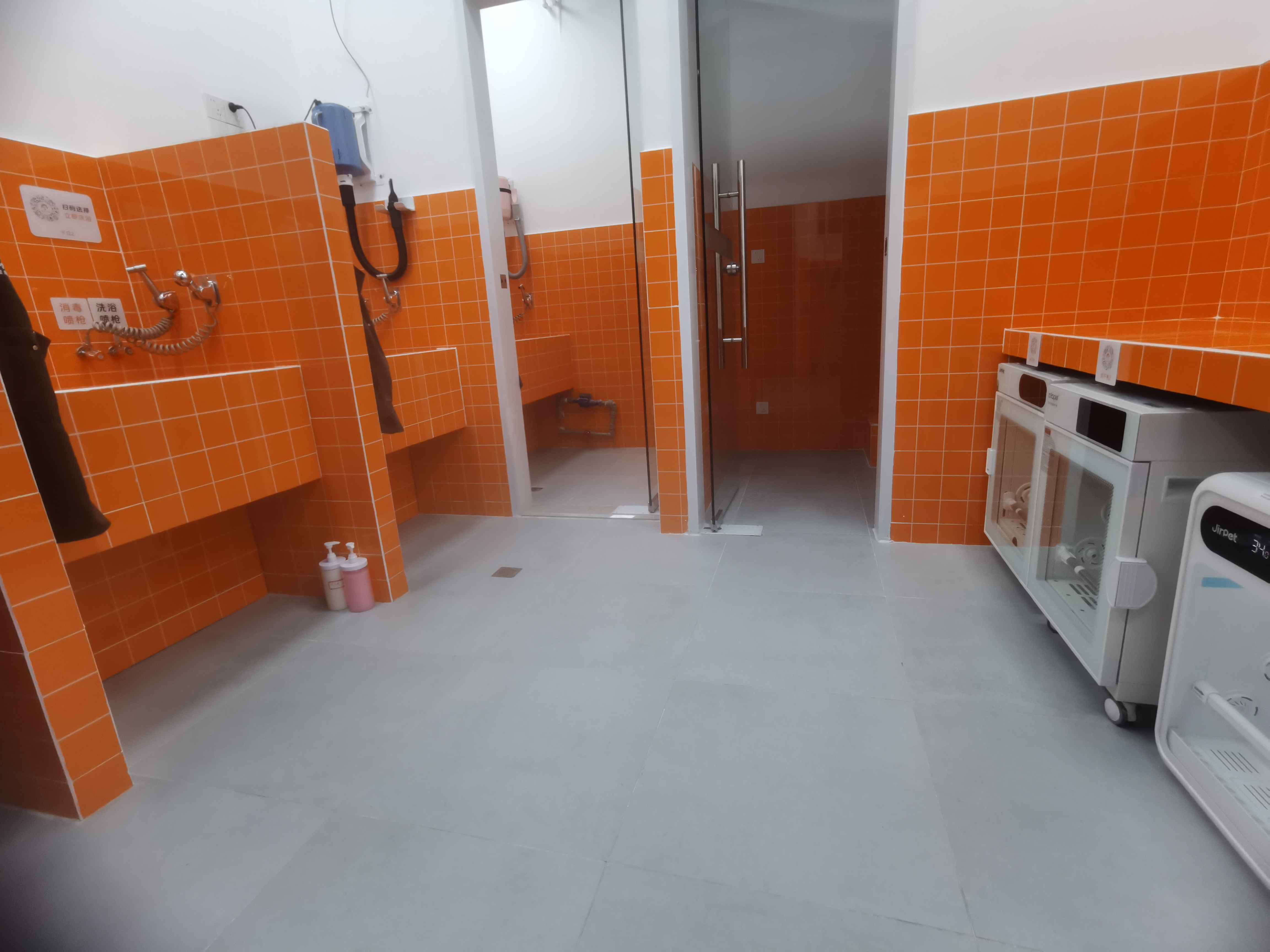 24小时智能化自助宠物店